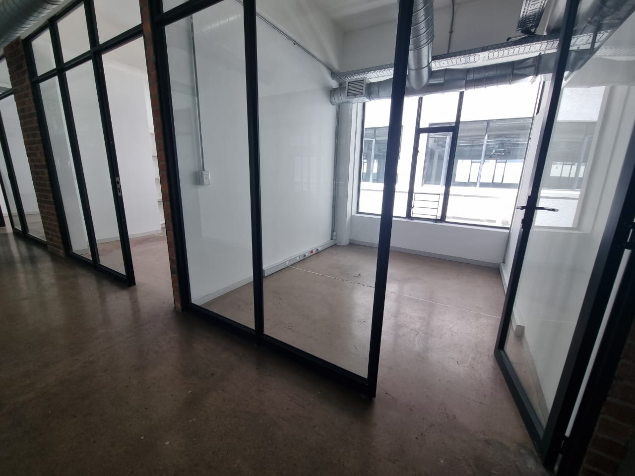 To Let commercial Property for Rent in Salt River Western Cape